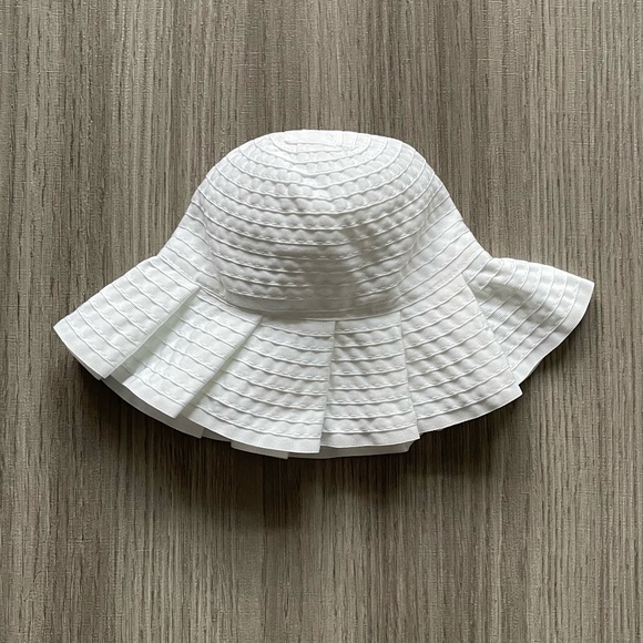 NWT Janie and Jack Pleated Sun Hat and NWT Knot Beanie White & Grey 0-3 Months - Picture 5 of 12